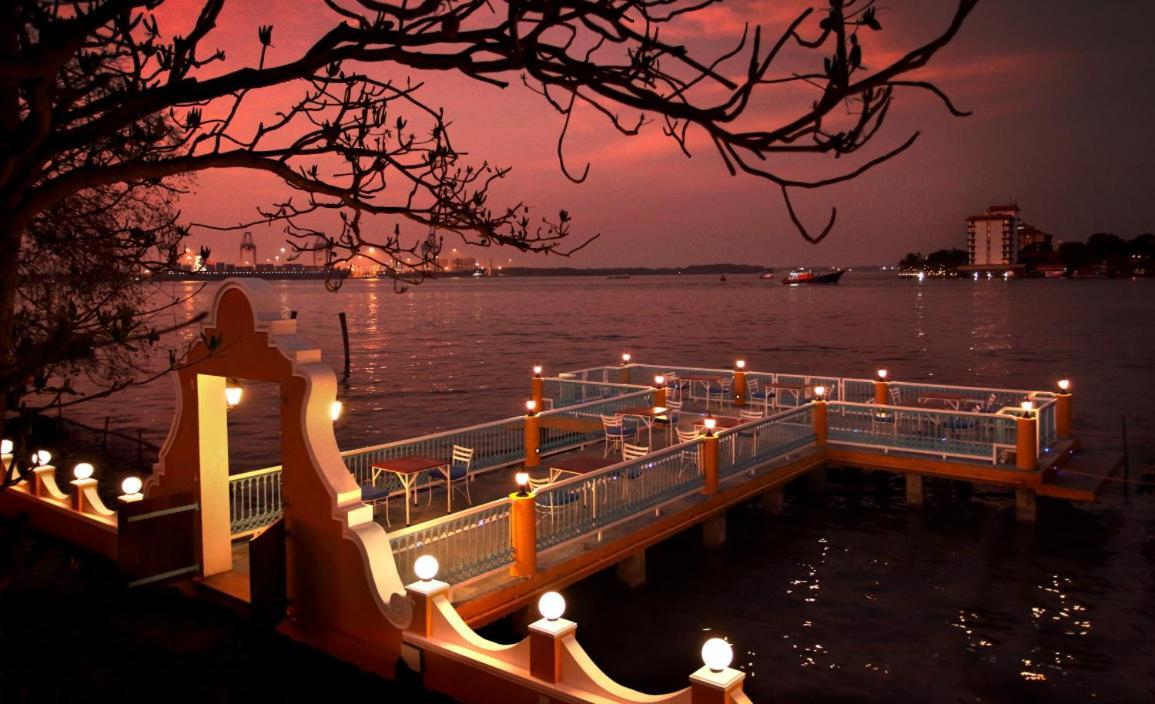 Bloom Boutique Waterfront Fort Kochi Екстер'єр фото